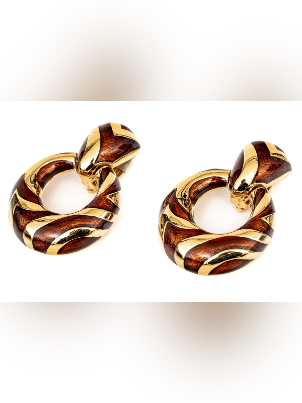 CINER GOLD TONE BROWN ENAMEL DOORKNOCKER STYLE EARRINGS